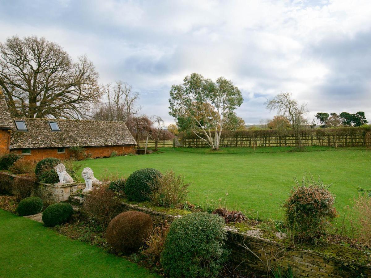 Villa Granary At Rectory Farm à Wolford Extérieur photo