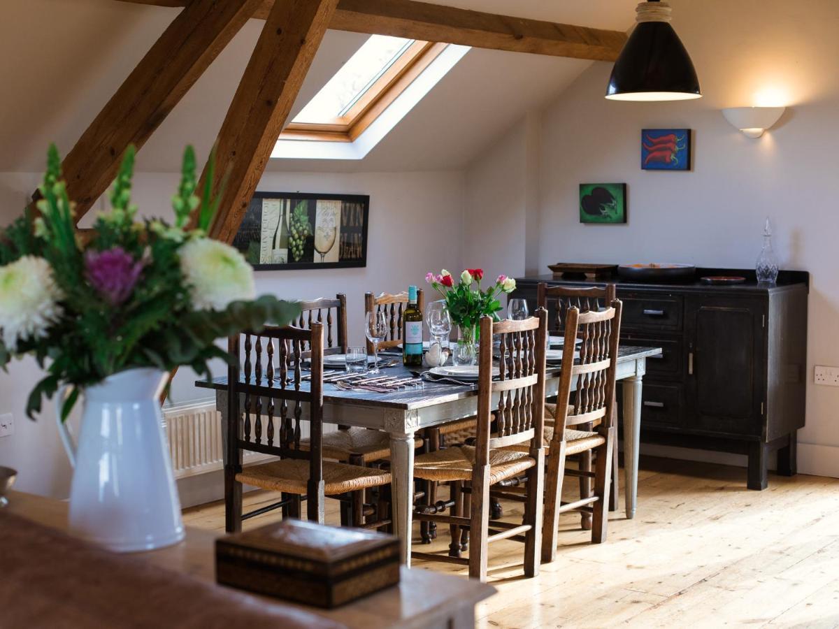 Villa Granary At Rectory Farm à Wolford Extérieur photo